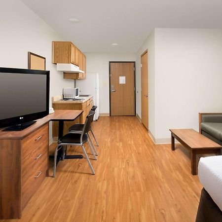 Extended Stay America Select Suites - Fort Myers - Northeast Buitenkant foto