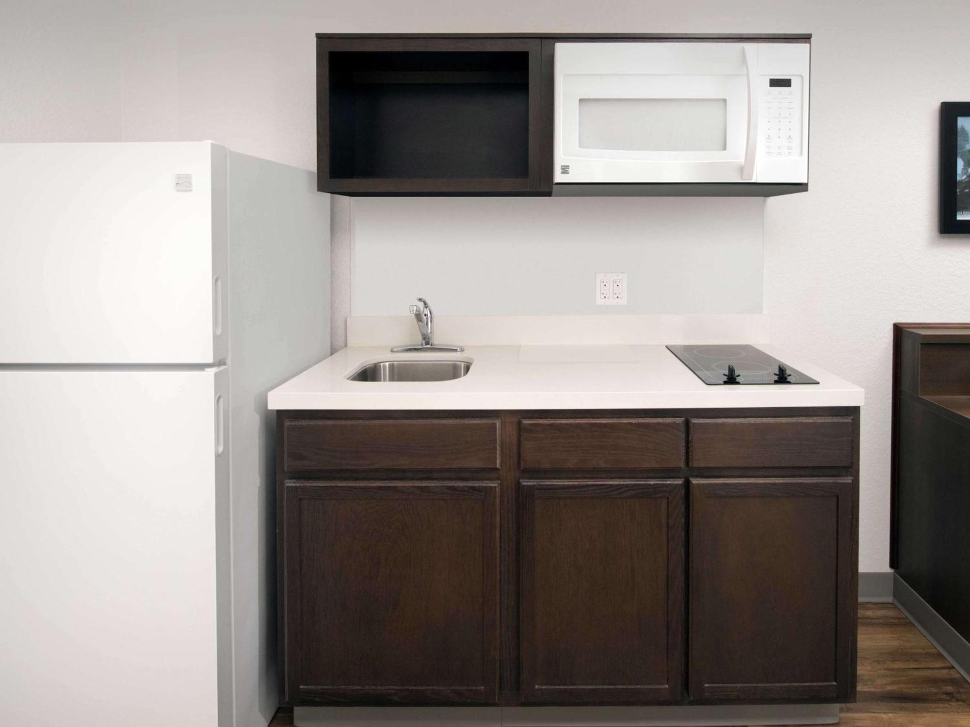 Extended Stay America Select Suites - Fort Myers - Northeast Buitenkant foto