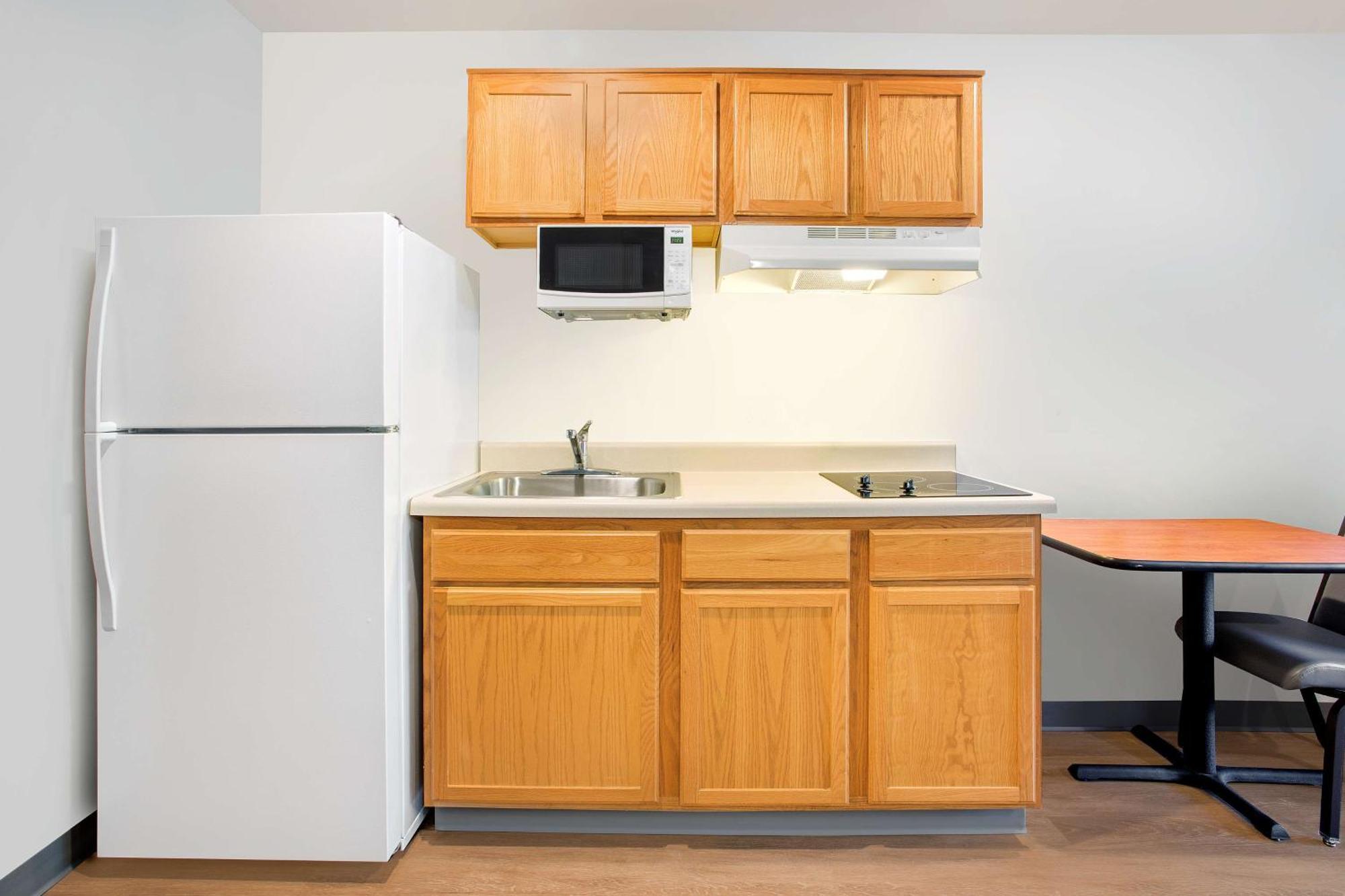 Extended Stay America Select Suites - Fort Myers - Northeast Buitenkant foto
