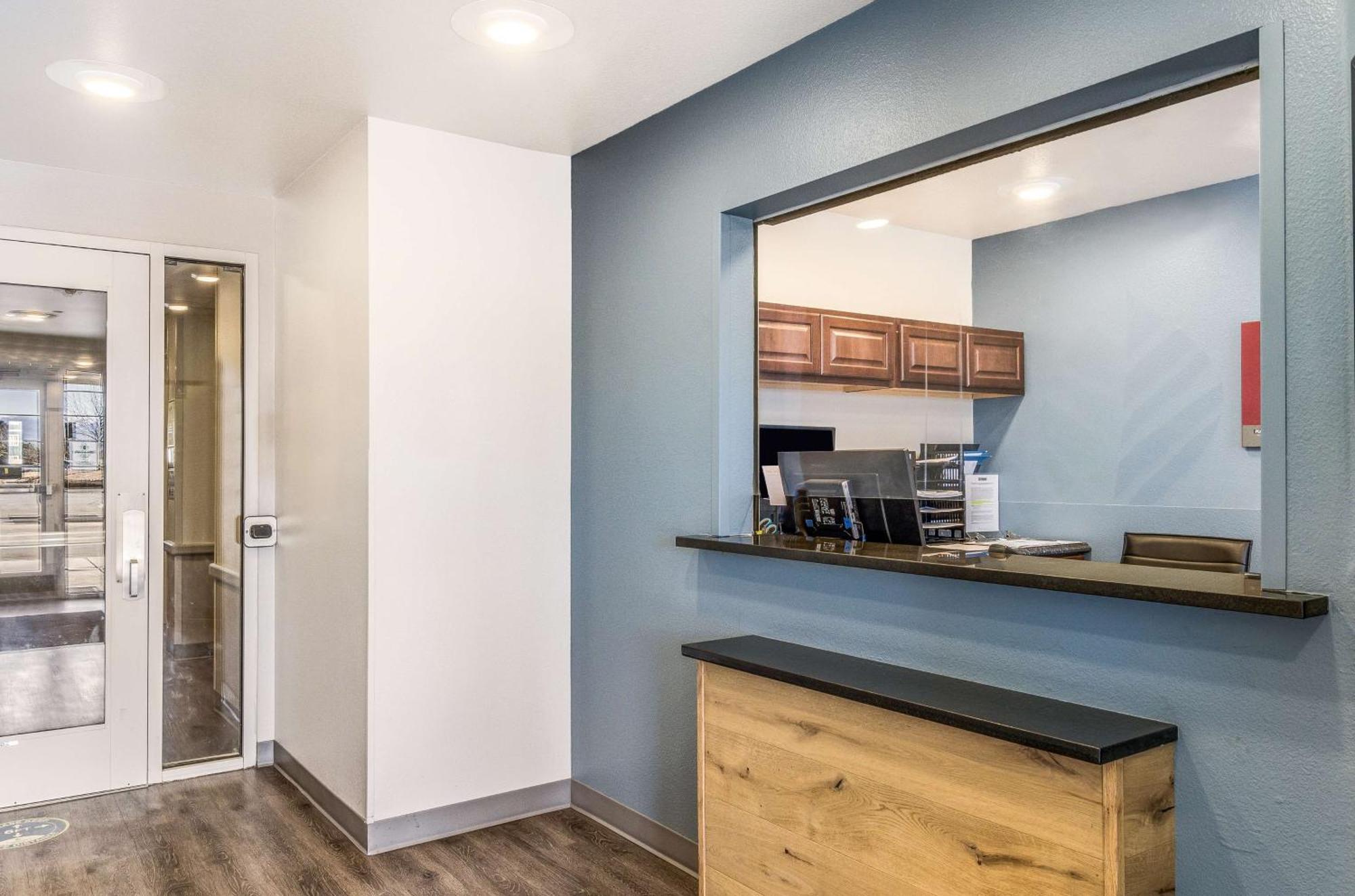 Extended Stay America Select Suites - Fort Myers - Northeast Buitenkant foto