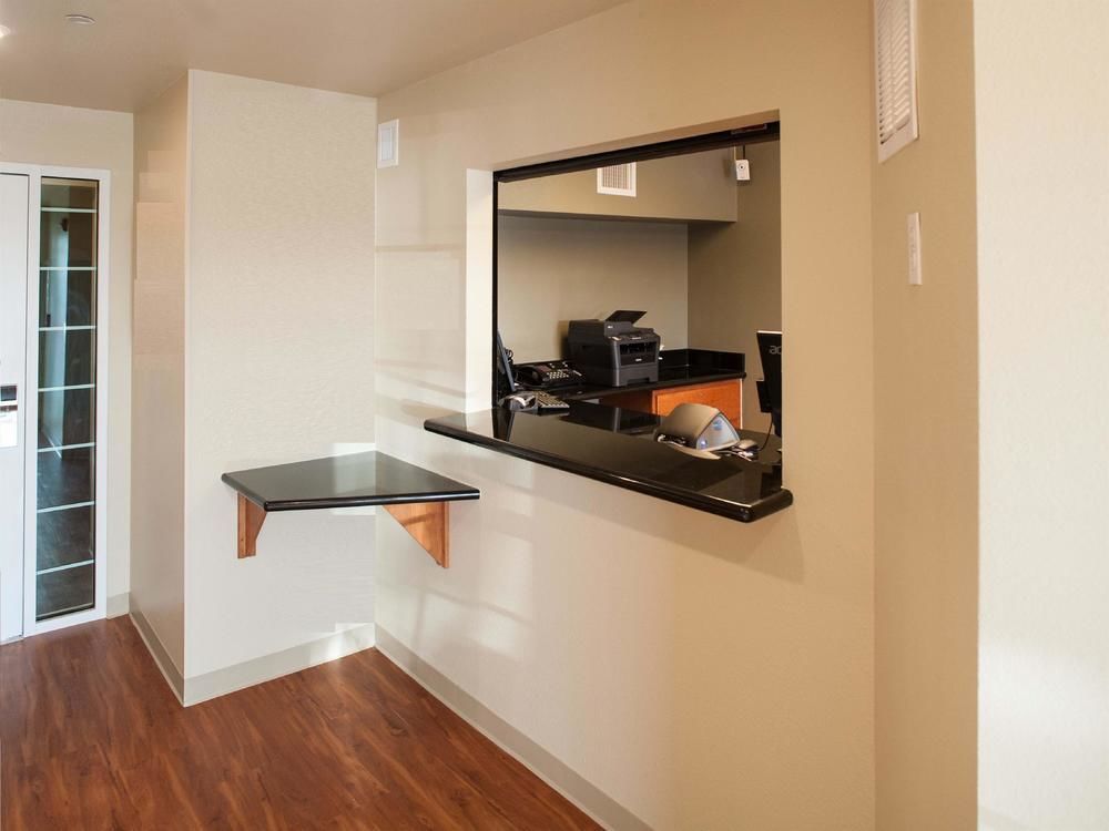 Extended Stay America Select Suites - Fort Myers - Northeast Buitenkant foto